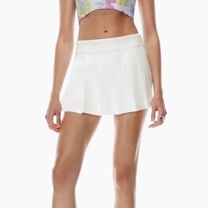Aritzia Sunday Best Rowan Skort White Blanc Size 6